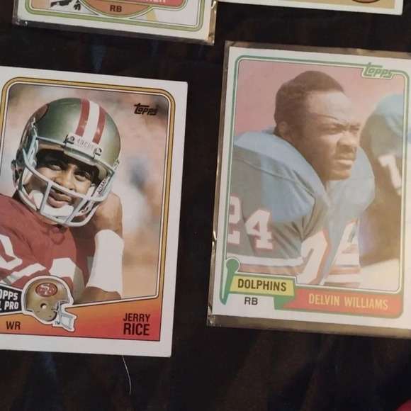 Football Cards/Dan Marino figure - Picture 2 of 4